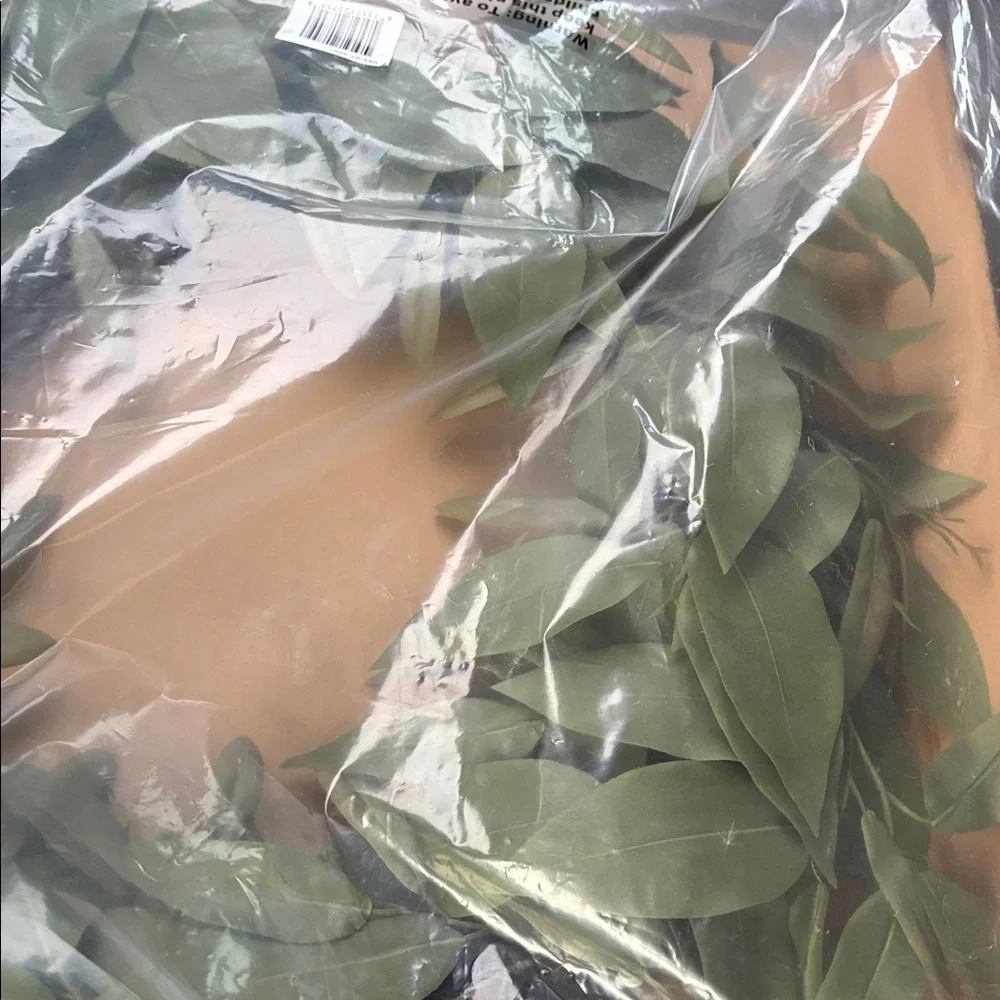 STUDIO MCGEE NWT faux wild eucalyptus & olive leaf ribbon wreath